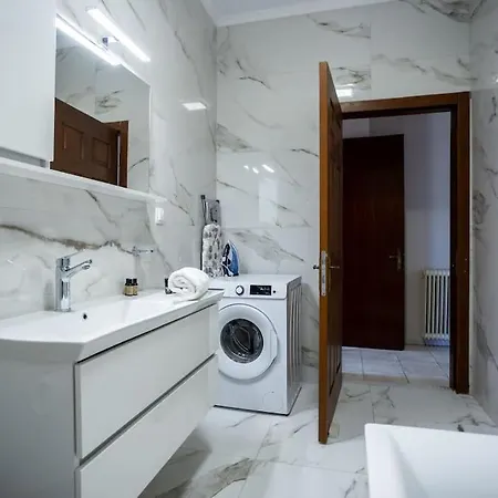 Evridiki Villa Velonádes